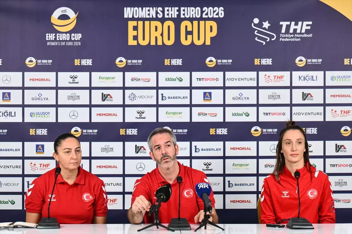 A Milli Kadın Hentbol Takımı, Avrupa Kupası Hazırlıklarını Sürdürüyor