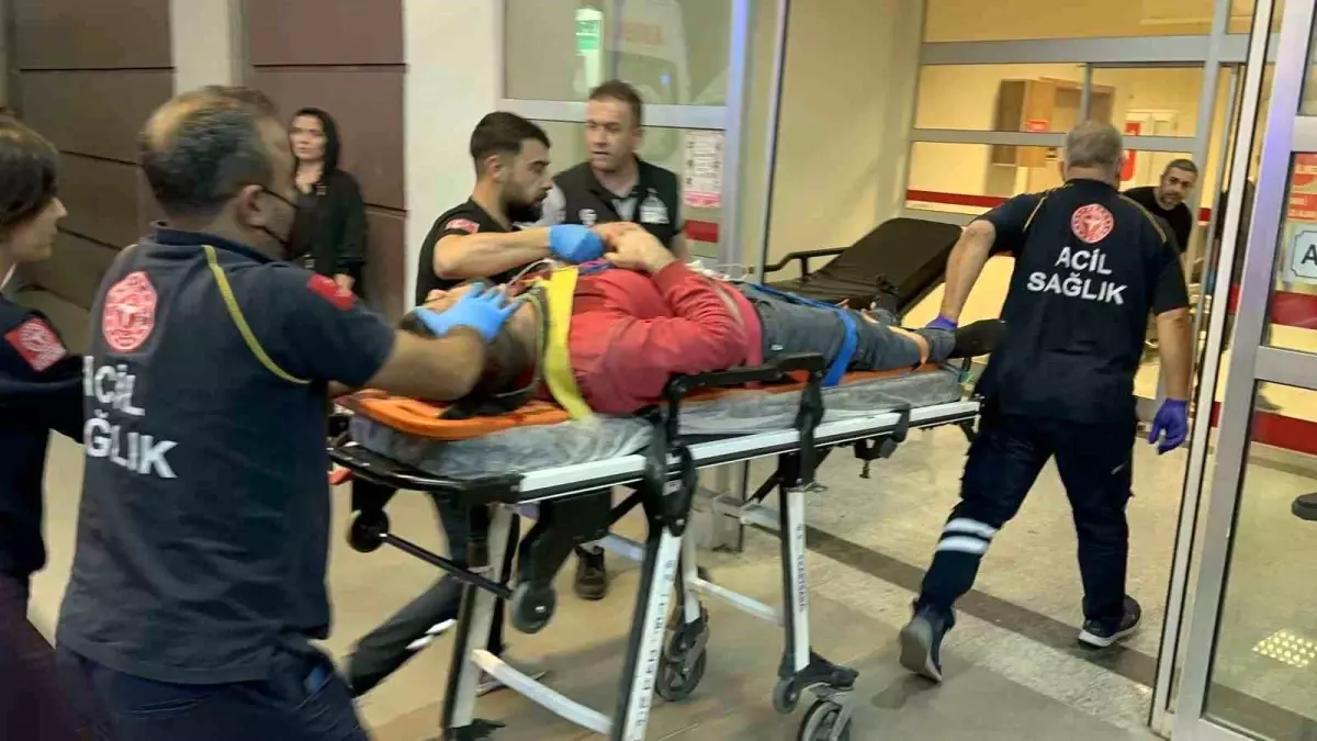 Adıyaman'da Feci Kaza: 4 Kişi Ağır Yaralandı