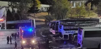 Ankara AŞTİ'de Park Halindeki Otobüste Yangın Çıktı