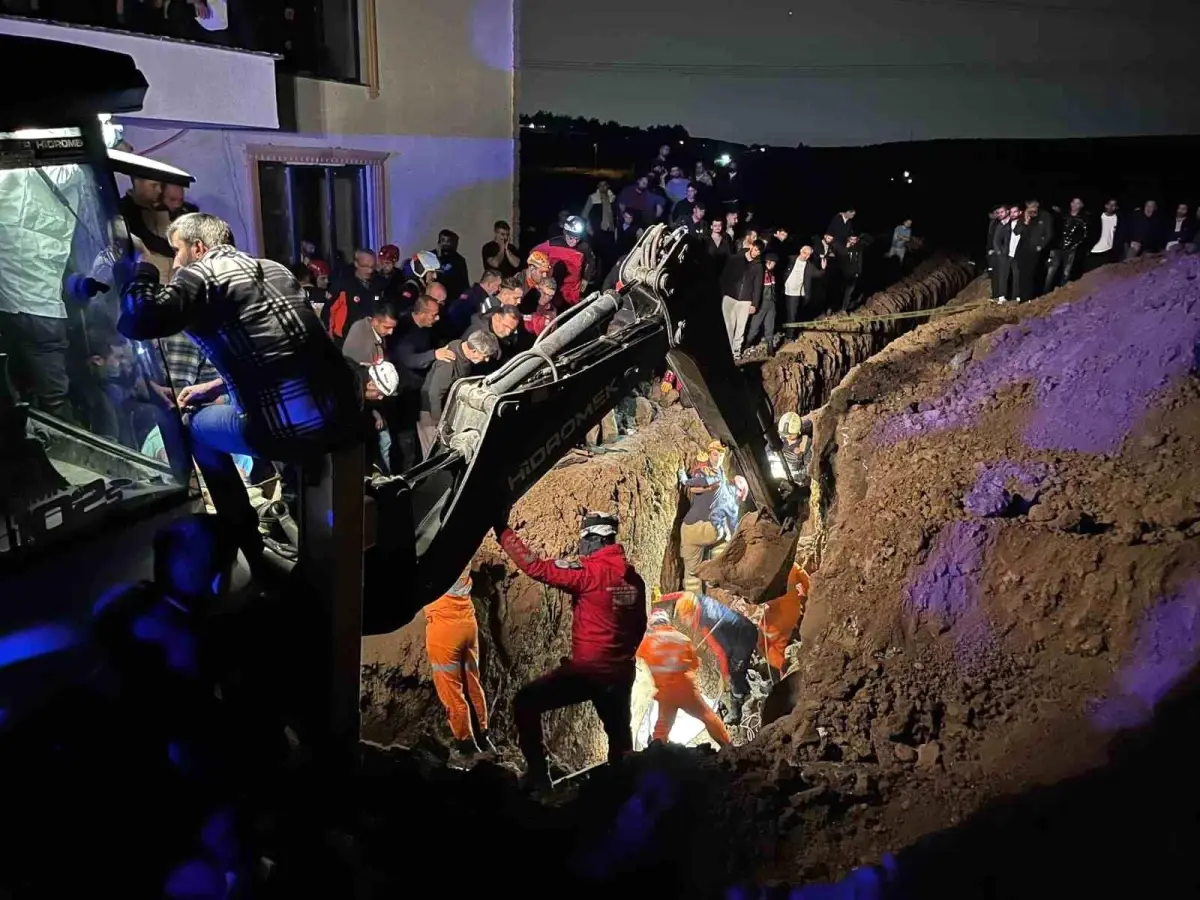 Mudanya'da Kanalizasyon Çukuru Kazarken Göçük: 2 Ölü