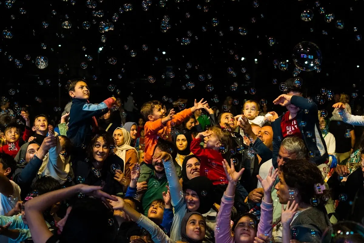 Diyarbakır Kültür Yolu Festivali Sanat ve Kültürü Bir Araya Getirdi