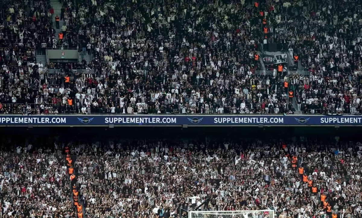 Beşiktaş Taraftarından Oyunculara Tepki