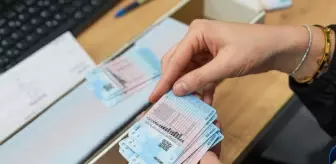 Ehliyet yenilemede son tarih yaklaşıyor! Ücret 15 TL'den 7.500 TL'ye çıkıyor