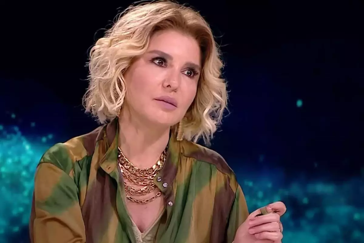 Gülben Ergen, ünlü isimlerin test sonuçlarına tepki gösterdi