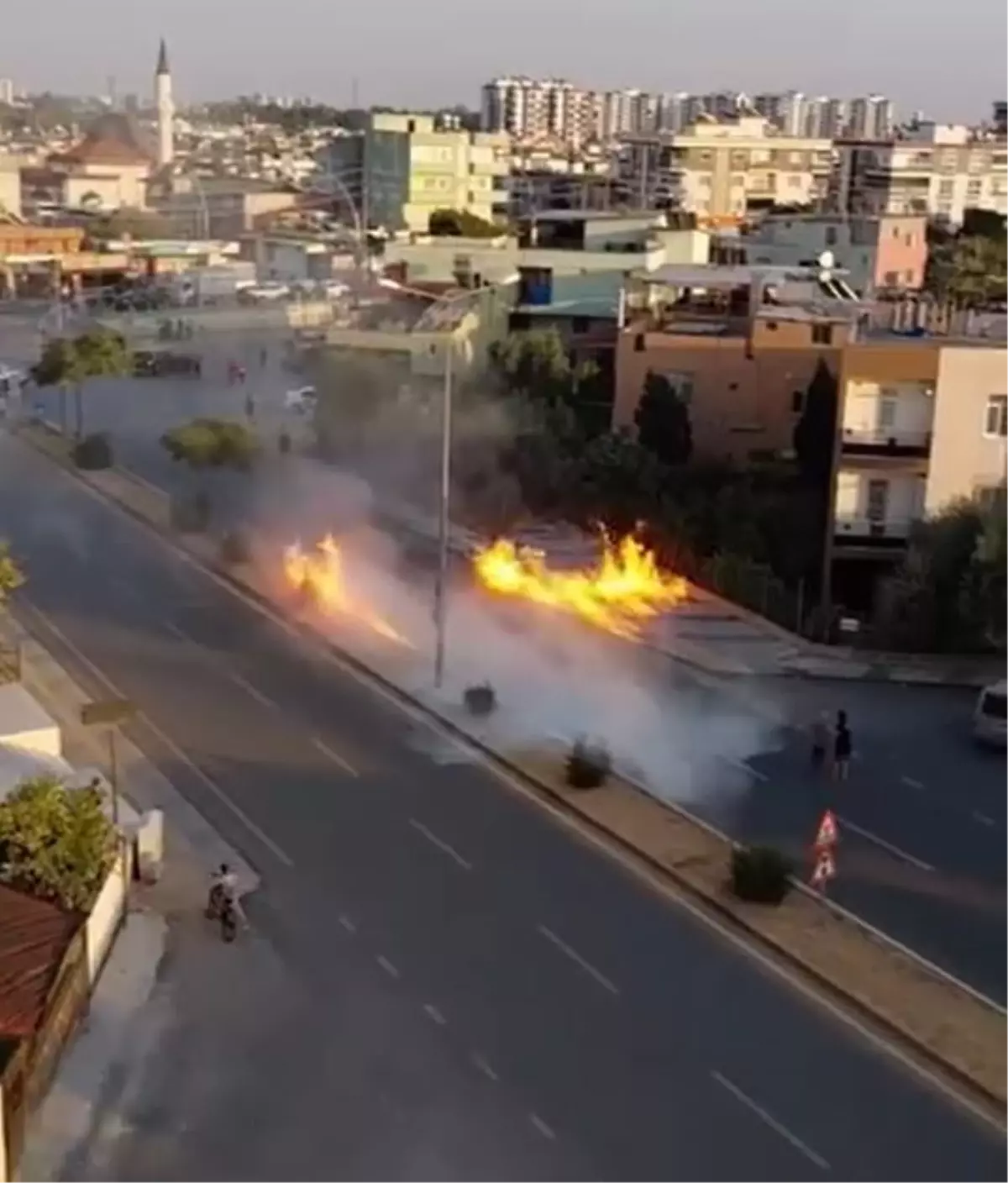 Mersin'de Doğal Gaz Sızıntısı ve Yangın: 2 Yaralı