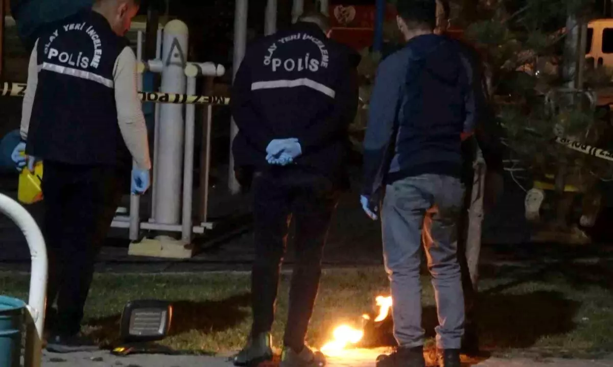 Aksaray'da Molotofkokteyli Hazırlayan İki Çocuk Yakalandı