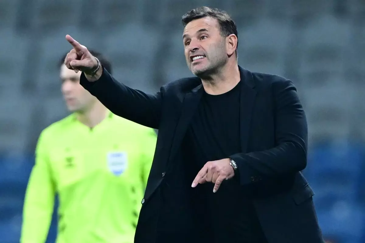 Okan Buruk hakeme demediğini bırakmadı: Allah herkese sabır versin