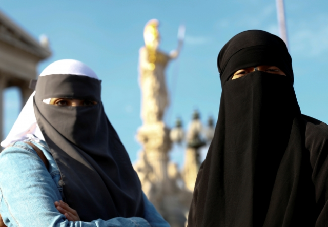 portekiz de pece ve burka giymek yasaklandi 19161926 3286 m