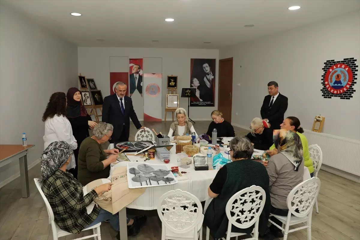 Bafra Belediyesi Geleneksel Sanatlar Merkezi'nde Kültürel Miras Yaşatılıyor