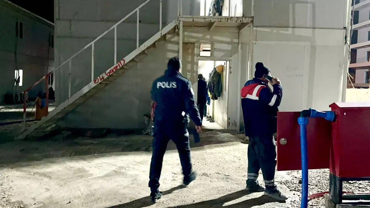 Malatya'da Şantiyede Rahatsızlanan İşçi Hayatını Kaybetti