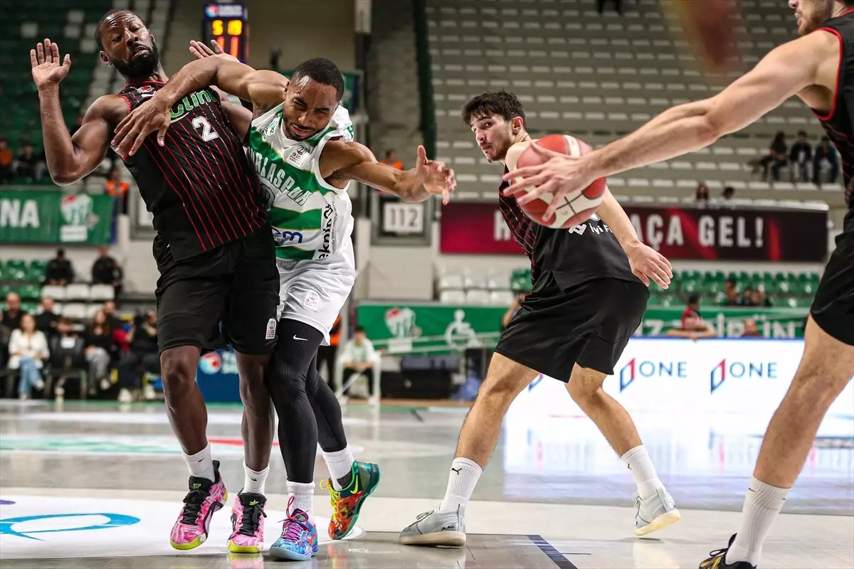 Bursaspor Basketbol, Glint Manisa Basket'i Yenerek 4. Haftayı Galibiyetle Kapattı