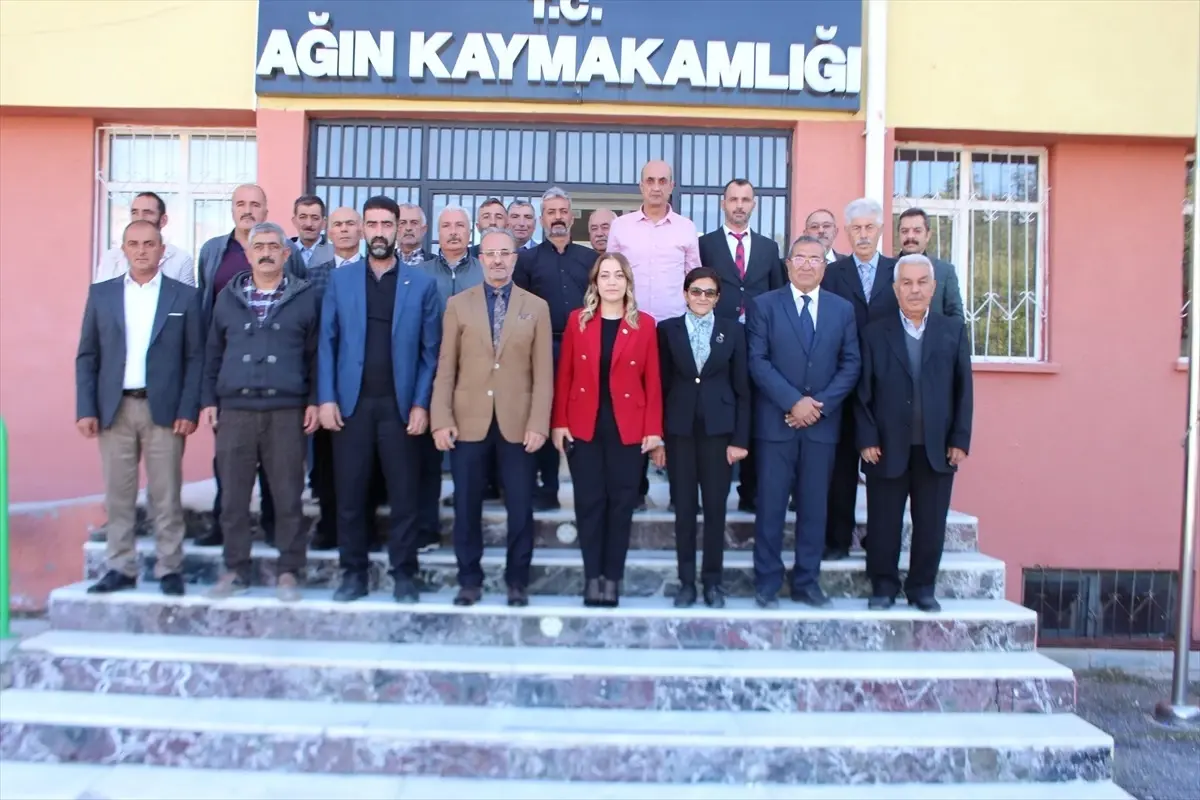 Kaymakam Tuğçe Yılmaz, Muhtarlar Günü'nde Muhtarlarla Buluştu