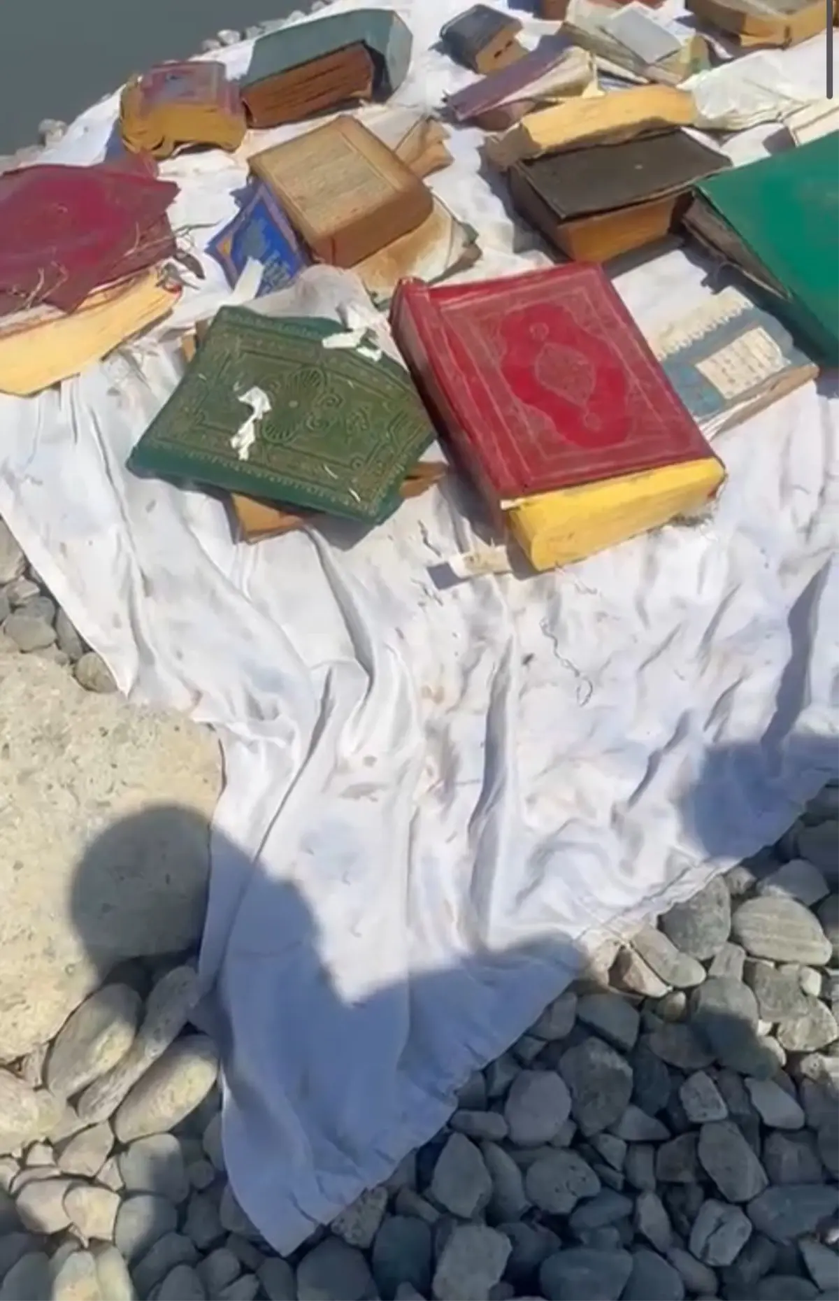 Batman Çayı'nda Kur'an-ı Kerim Bulundu