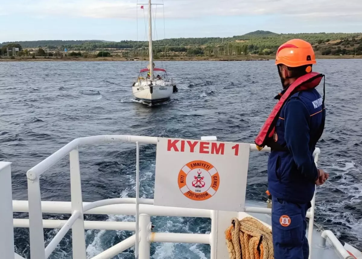 Çanakkale Boğazı'nda Makine Arızası: 2 Kişi Kurtarıldı