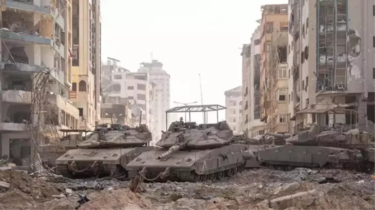 İsrail Ordusundan Gazze&apos;ye Hava Saldırısı