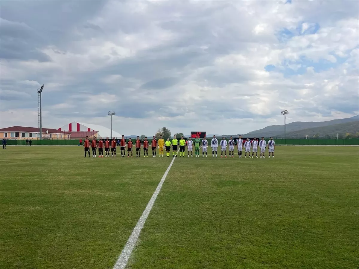 Ladik Belediyespor ve Sinopspor 3-3 Beraber Kaldı
