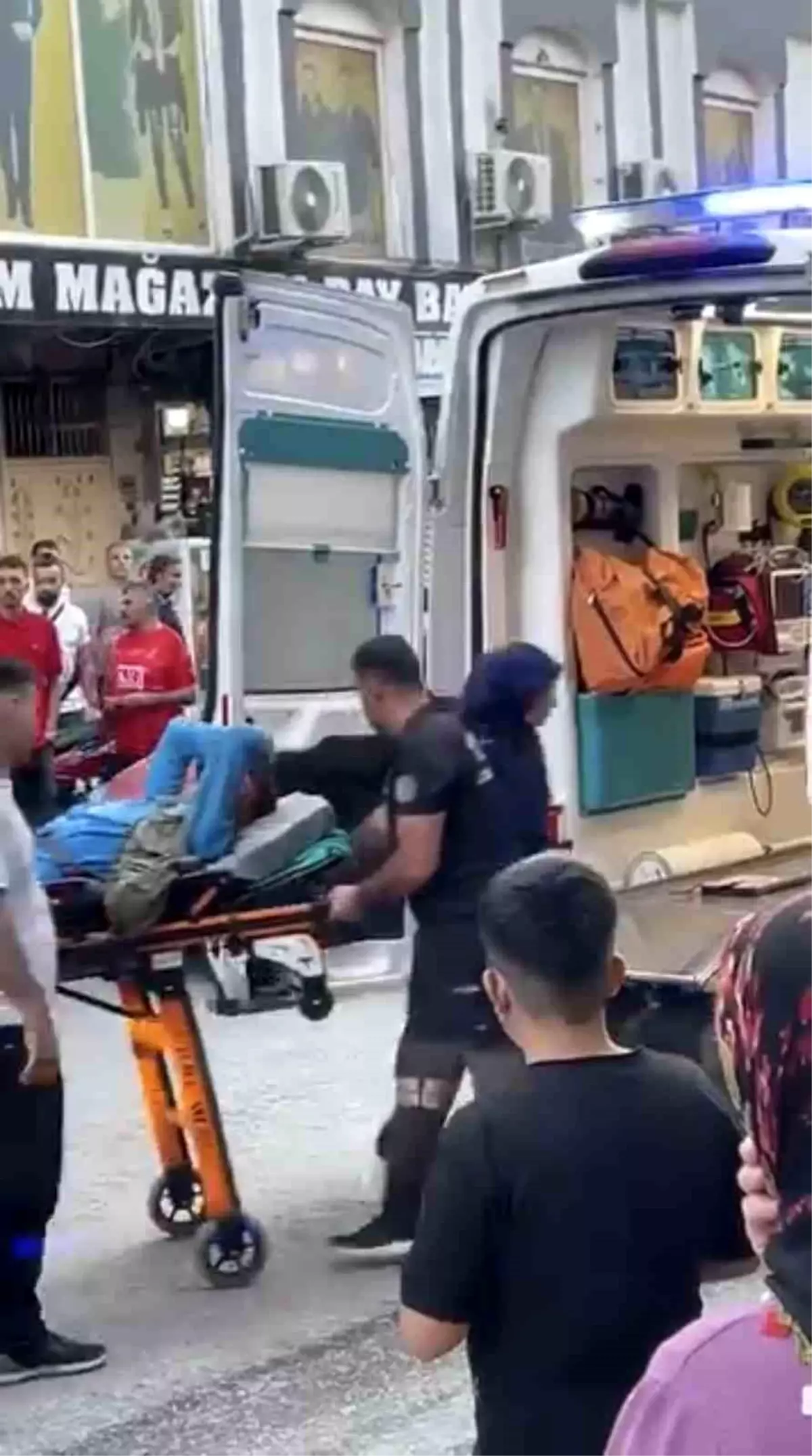 Nusaybin'de Bıçaklı Kavga: 1 Yaralı