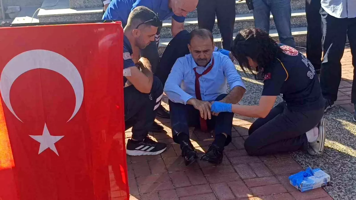 Muhtarlar Günü'nde Baygınlık Geçiren Muhtar Hastaneye Kaldırıldı