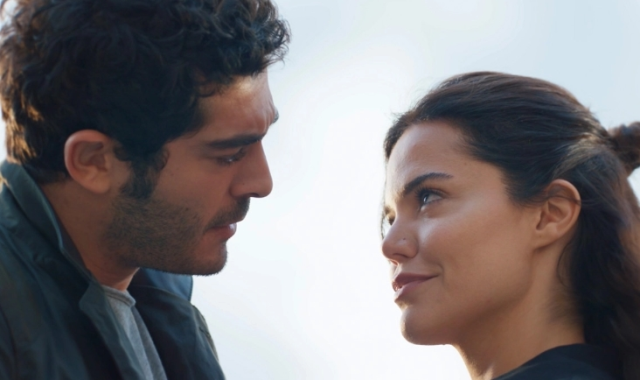 Sahtekarlar 2. bölüm tek parça full HD izleme linki var mı?