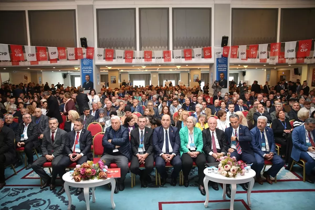 CHP Sakarya İl Başkanlığına Oğuz Can Curoğlu Yeniden Seçildi