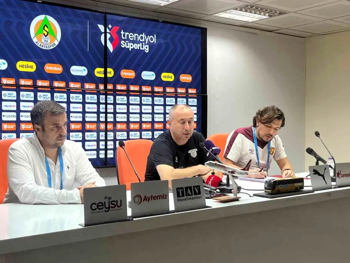 Göztepe Teknik Direktörü Stoilov: 'Kaybetmeyi Hak Etmedik'