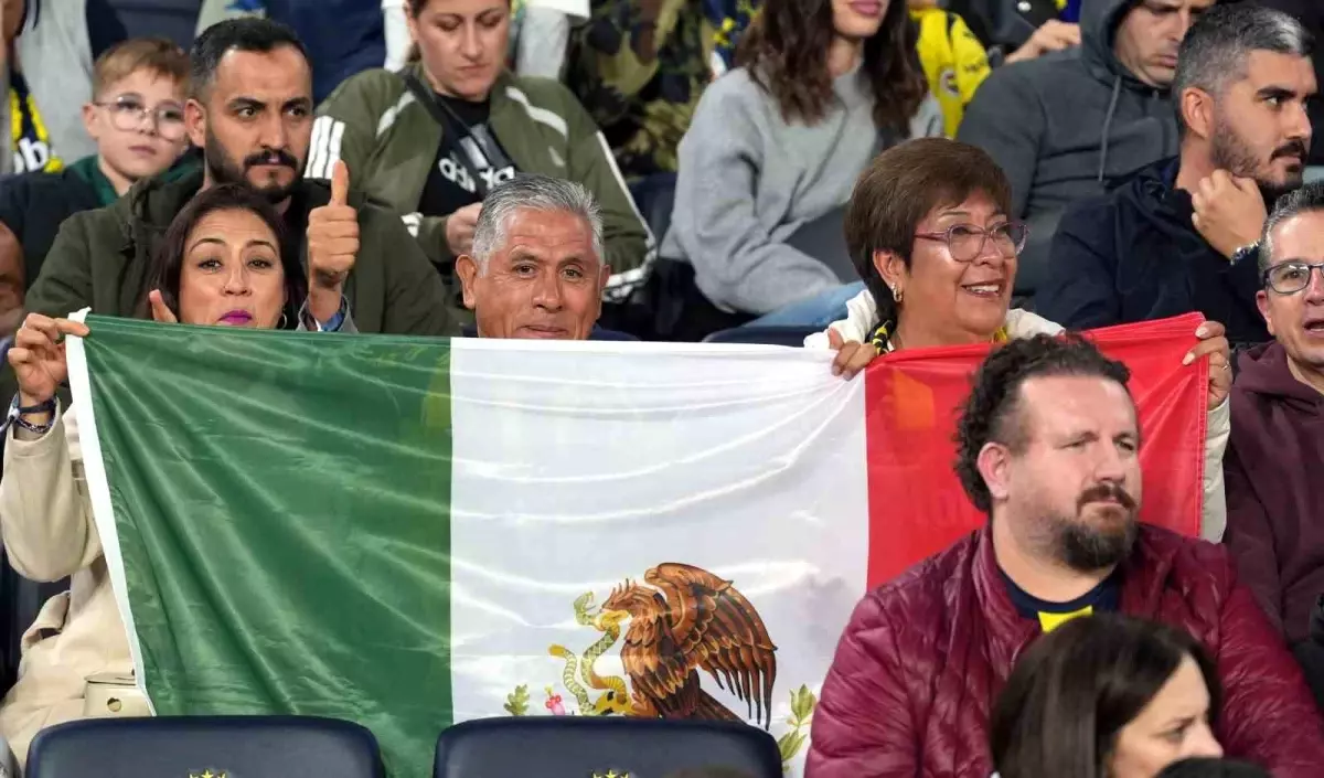 Trendyol Süper Lig: Fenerbahçe: 0 Fatih Karagümrük: 0 (Maç devam ediyor)