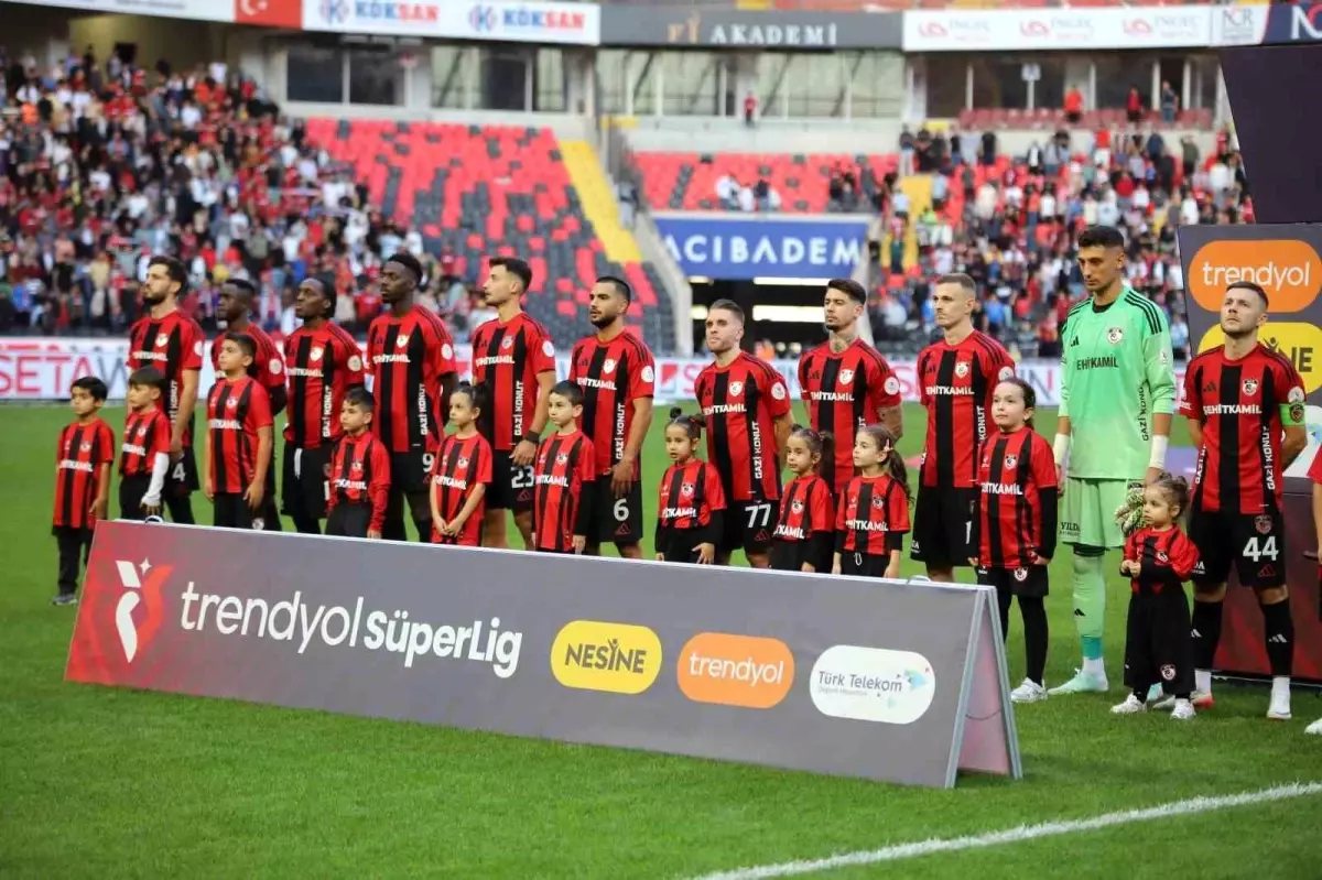Gaziantep FK, Antalyaspor'u 2-0 Önde Geçti