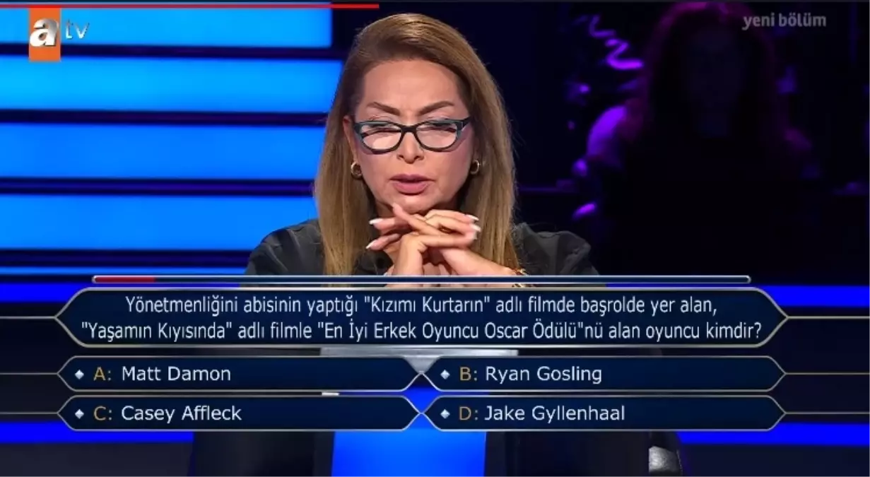 Yönetmenliğini abisinin yaptığı 'Kızımı Kurtarın' adlı filmde başrolde yer alan, 'Yaşamın Kıyısında' adlı filmle 'En İyi Erkek Oyuncu Oscar Ödülü'nü..