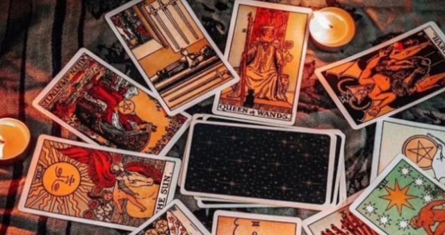 20 Ekim 2025 Günlük Tarot Falı: 20 Ekim Pazartesi günü seni neler bekliyor? Günlük Tarot kart açılımı!