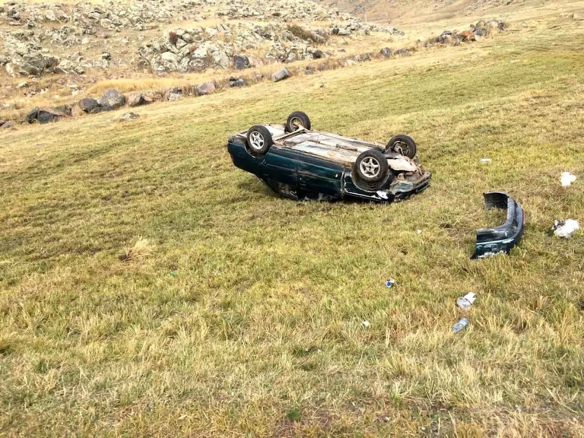 Arpaçay'da Takla Atan Otomobilde Yaralı Yok