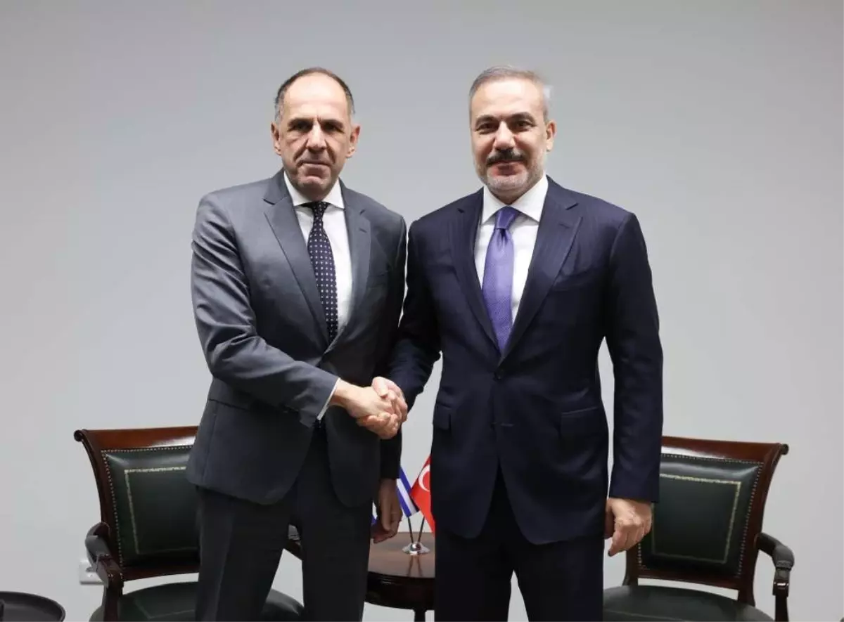 Dışişleri Bakanı Hakan Fidan, Lüksemburg'da Yunanistanlı Mevkidaşıyla Görüştü