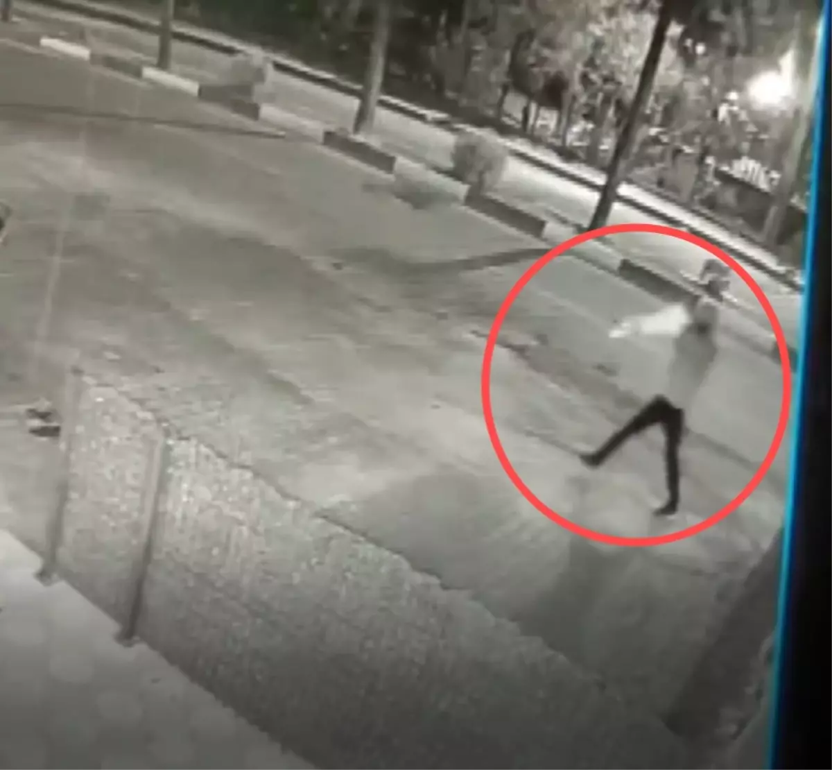 Bismil'de Emlak Dükkanına Silahlı Saldırı