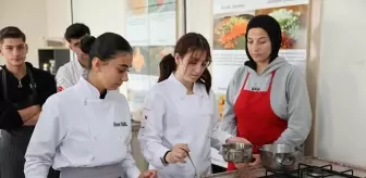 Erzurum Ticaret Borsası Başkanı, Gastronomi Yarışmasında Başarı Kazanan Okulu Ziyaret Etti