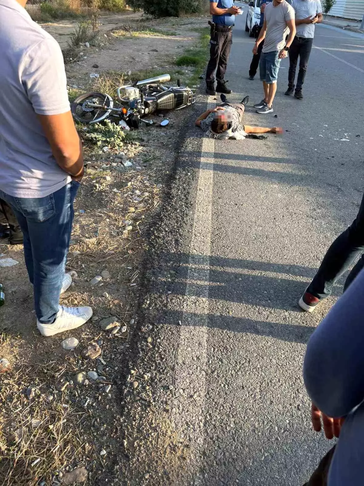 Antalya'da Motosiklet ve Otomobil Çarpıştı: Bir Yaralı