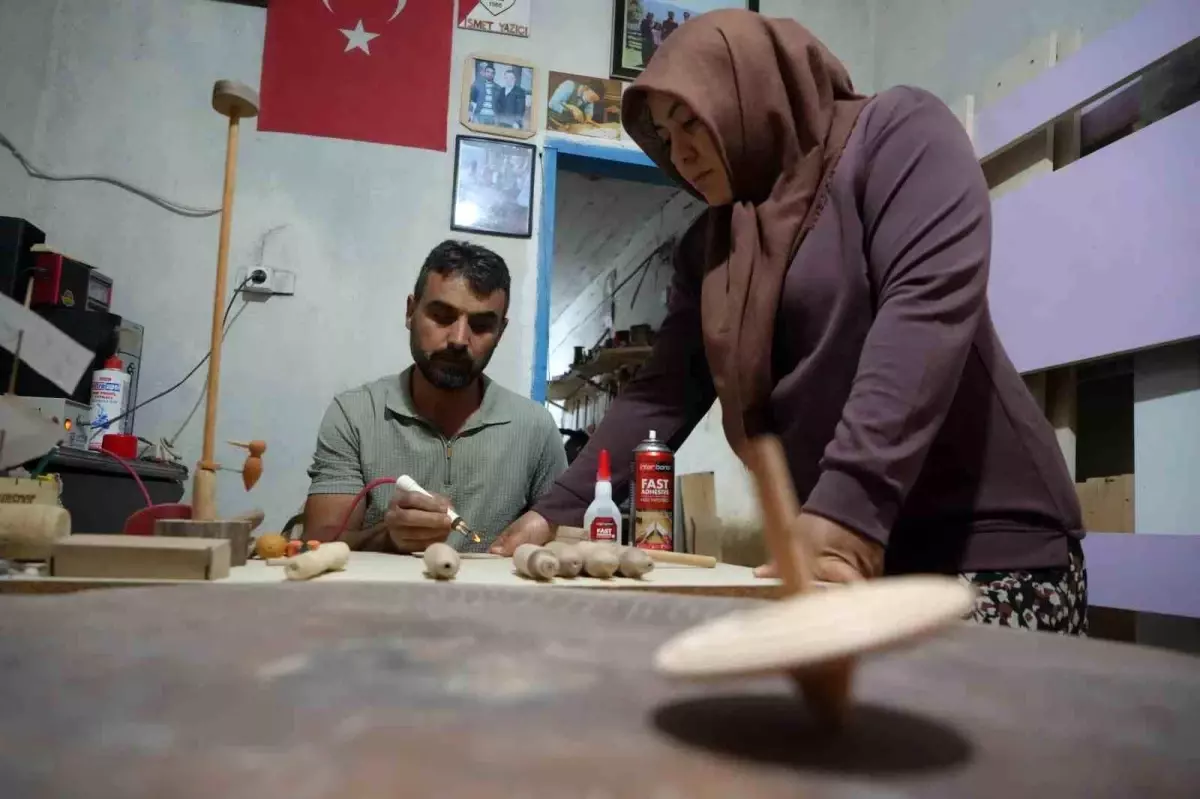 Engelli Birey Yeniden Hayata Tutundu: Doğal Oyuncak Atölyesi Kurdu