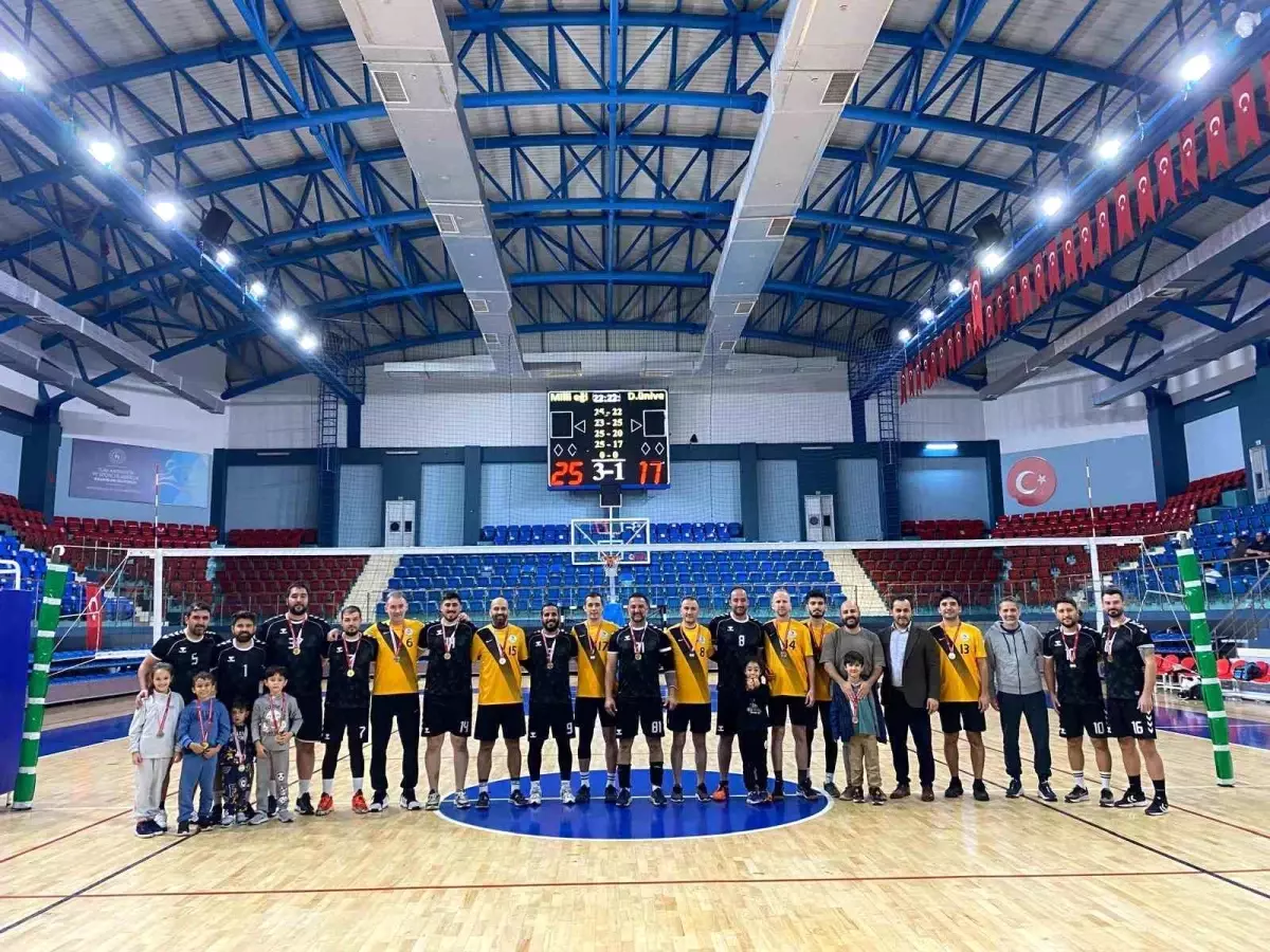 Düzce'de Kamu Spor Oyunları'nda Voleybol Şampiyonu Milli Eğitim Müdürlüğü