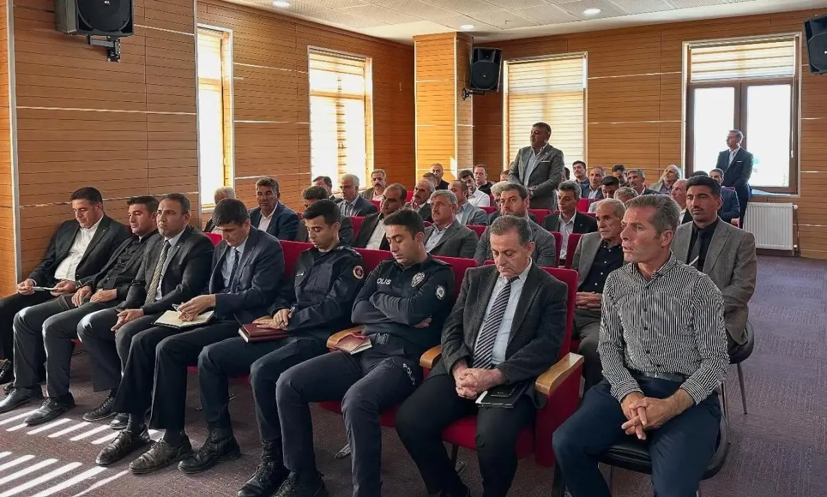 Sincik'te Muhtarlarla Toplantı: Sorunlar ve Çözümler