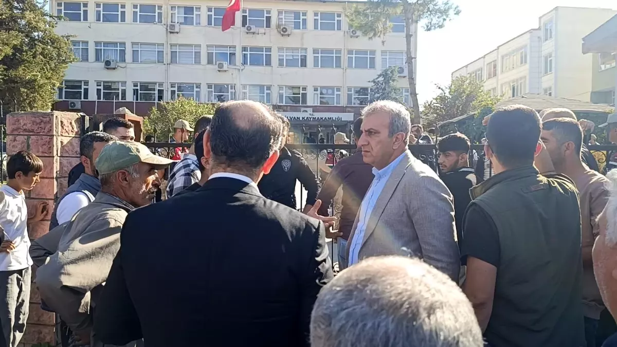 70 Yaşındaki Alzheimer Hastası Süleyman Çeltik'in Cenazesi İçin Aile Eylem Yaptı