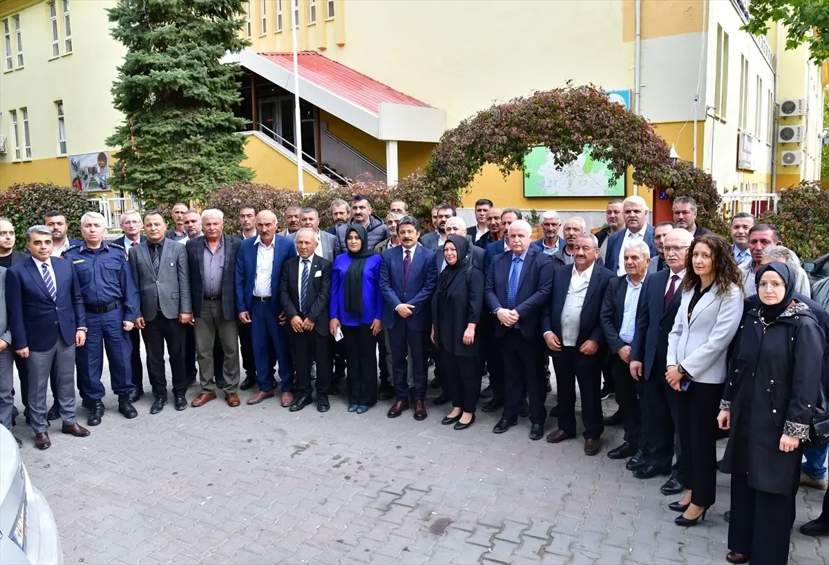 Vali Demiryürek, Muhtarlar Günü'nde Muhtarlarla Buluştu