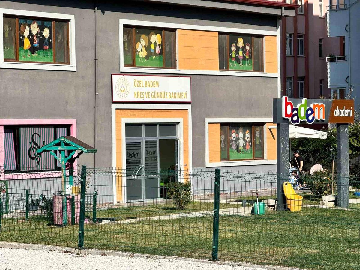 Edirne'de Öğretmenin 'Kol ısırma' İddiasına Savunma