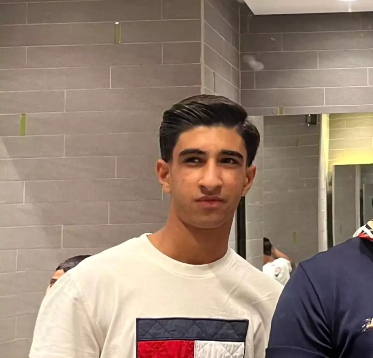 Şanlıurfa'da Bıçaklı Kavga: 16 Yaşındaki Genç Hayatını Kaybetti