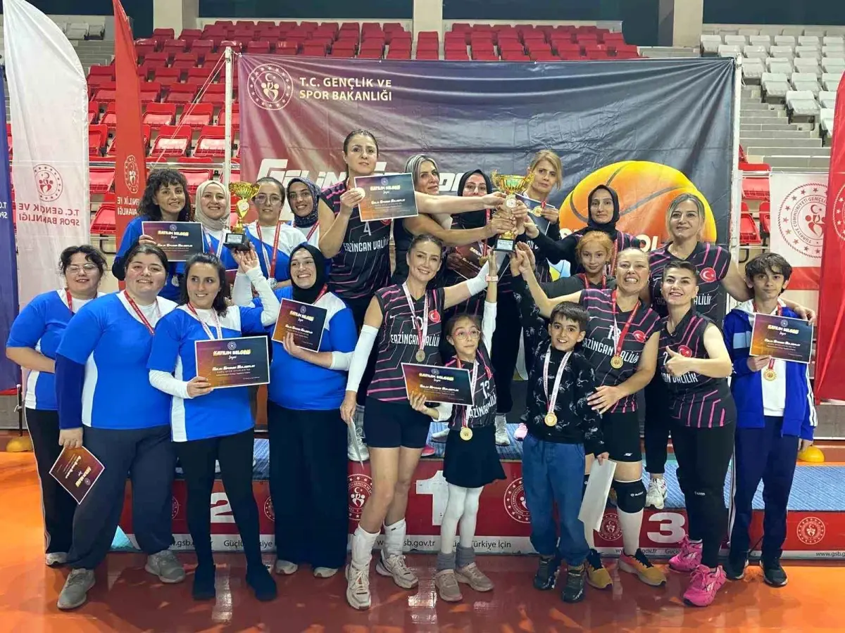 Erzincan Kamu Spor Oyunları Voleybol'da Şampiyonlar Belli Oldu