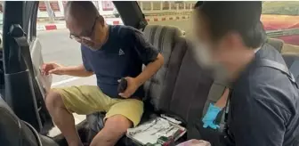 Aracının arkasında penis büyütme operasyonu yapan sahte doktor gözaltına alındı