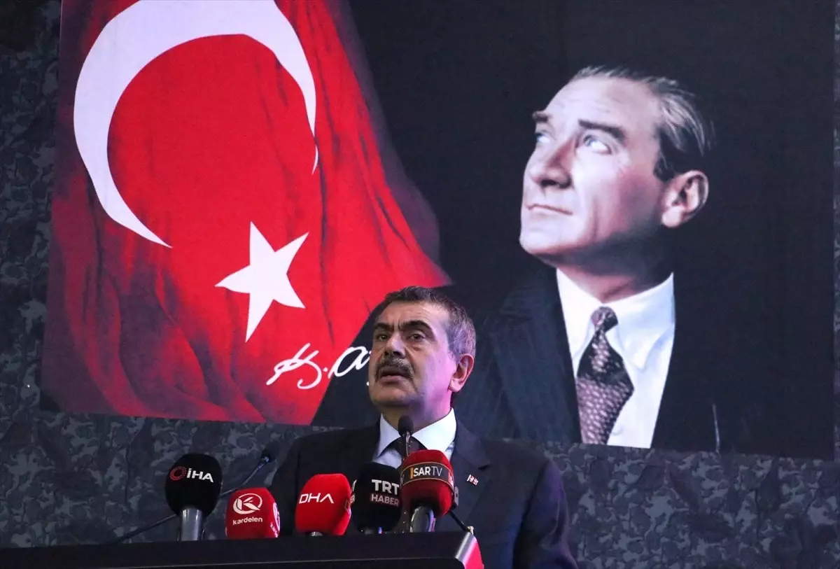 Bakan Tekin'den 'Okul kayıtlarında planlamaların sabote edilmesini engelleyeceğiz' vurgusu Açıklaması