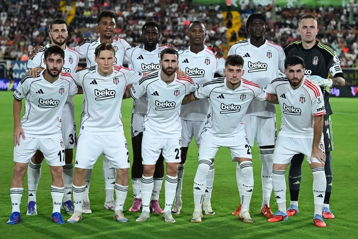Beşiktaş'ta 2 ayrılık kararı birden