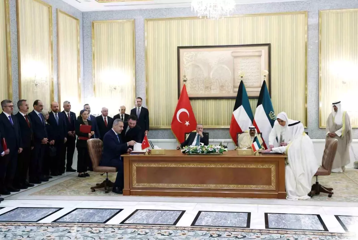 Cumhurbaşkanı Erdoğan, Kuveyt'te imza törenine katıldı