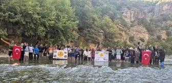 Şanlıurfa Doğaseverler, Zore Kanyonu'nda Yürüyüş Yaptı