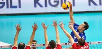 İstanbul Büyükşehir Belediyespor, Halkbank'ı 3-0 Geçerek Çeyrek Finale Yükseldi