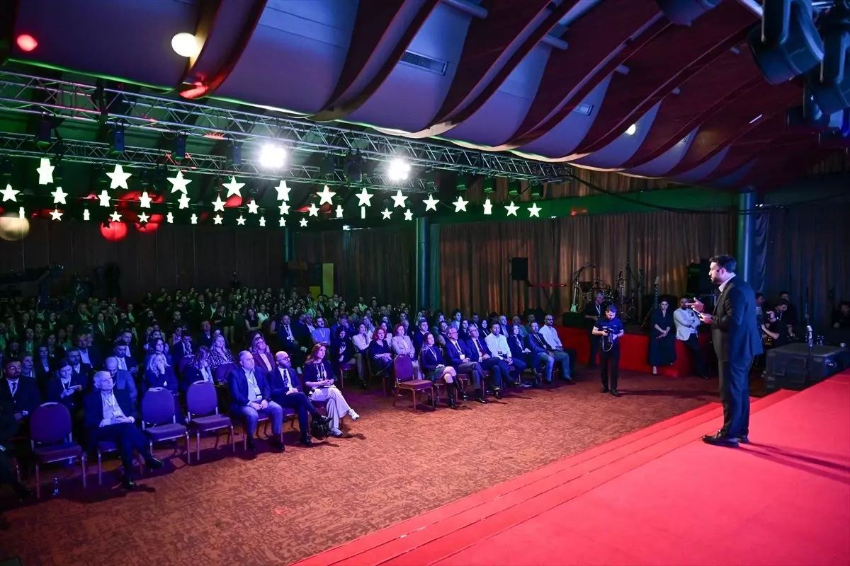 Anadolu Ajansı, 'Türkiye'nin En Mutlu İş Yeri' Ödülünü Kazandı