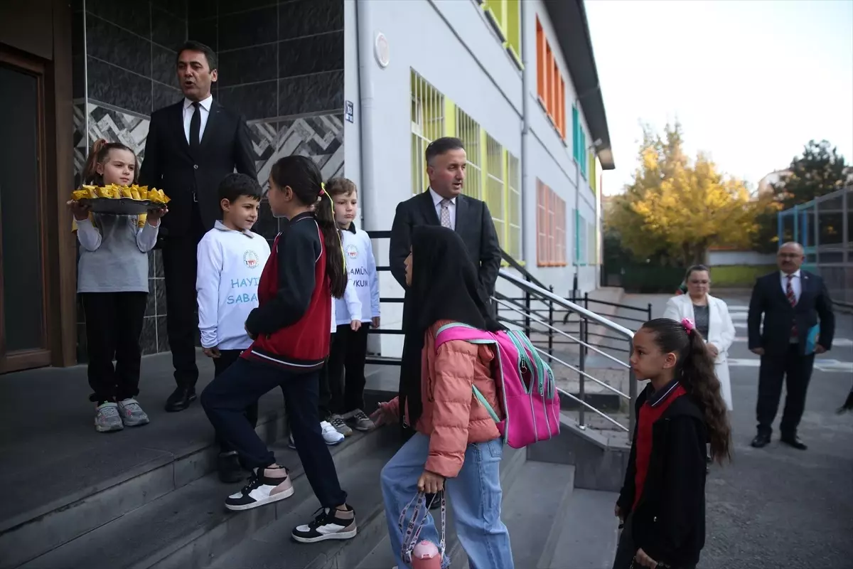 Kayseri'de Akran Dayanışmasını Artırmak İçin 'Oynaya Oynaya Gelin Çocuklar/Selam Size' Etkinliği Düzenlendi